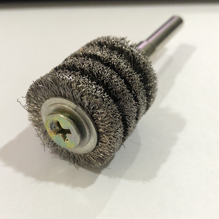  แปรงสแตนเลส แกน6mm. เหรียญ 25x25 mm.
