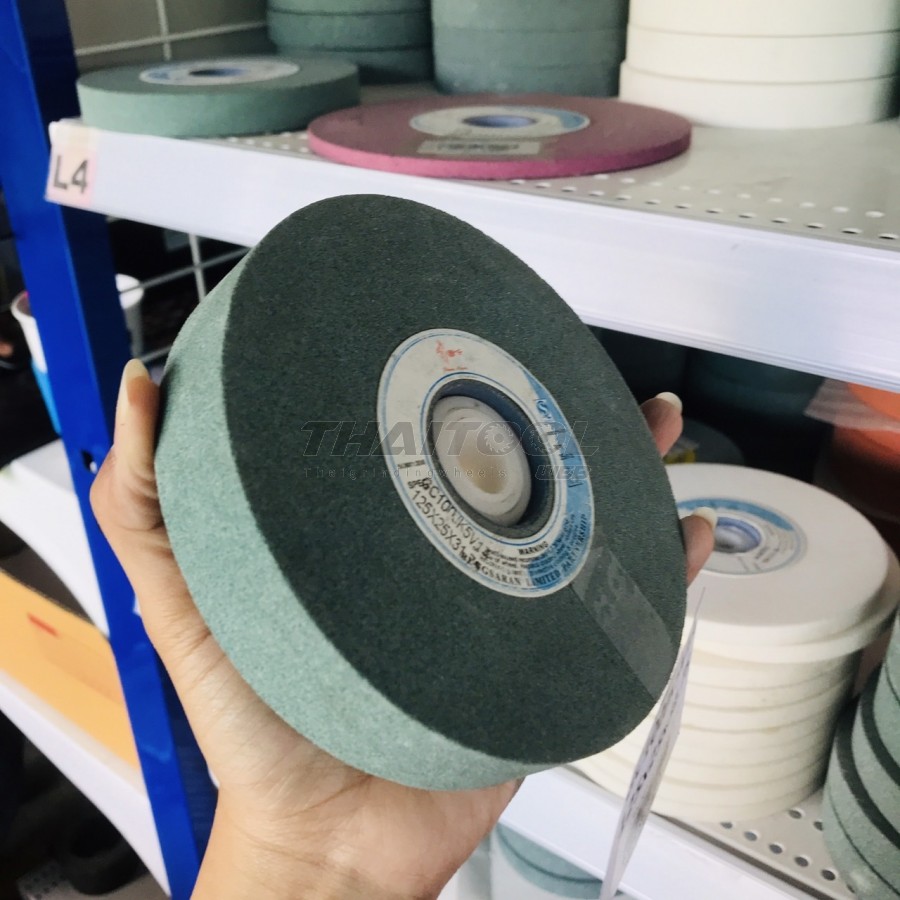 หินเจียรสีเขียว  GC100JK5V1A 125x25x31.75