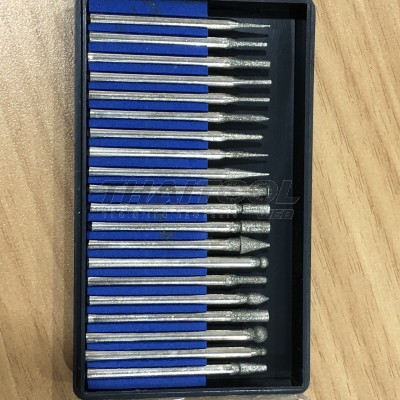 เข็มเพชรแกน 3 mm.ชุด 20 ชิ้น รุ่นคุ้มค่าใช้งานเบื้องต้น 